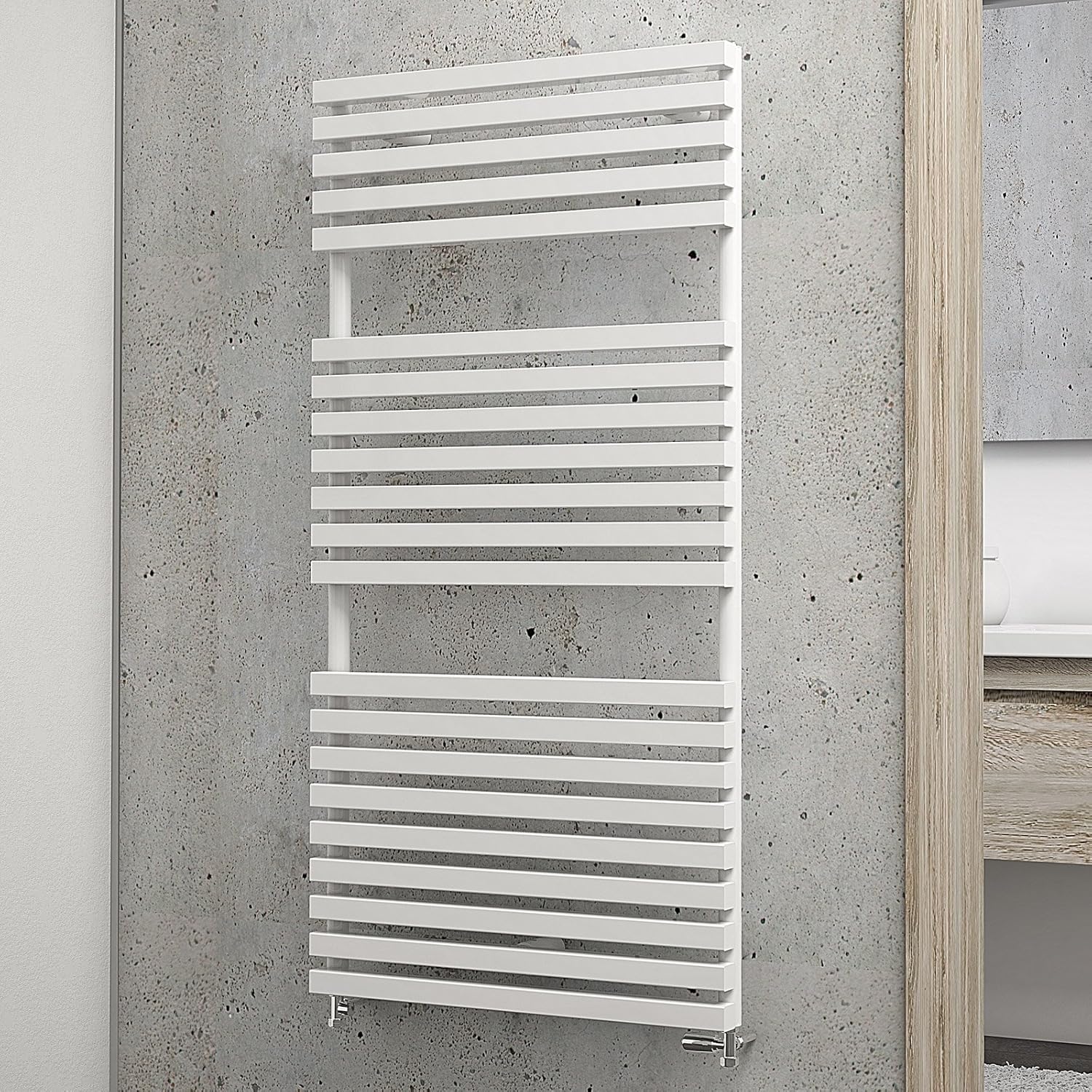 Schulte Bad-Heizkörper Genf, 118x60 cm, 717 Watt, Anschluss unten, alpin-weiß, Design-Heizkörper für Zweirohrsysteme