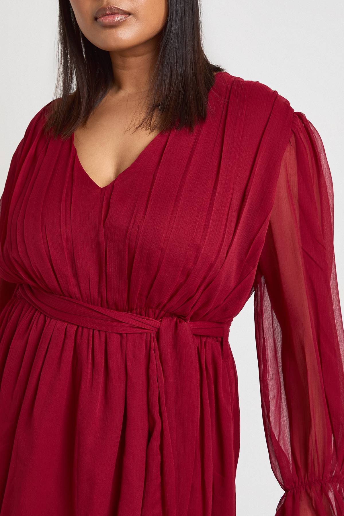 boohoo Robe Patineuse Mini Grande Taille en Mousseline à Manches Bouffantes et Ceinture Nouée
