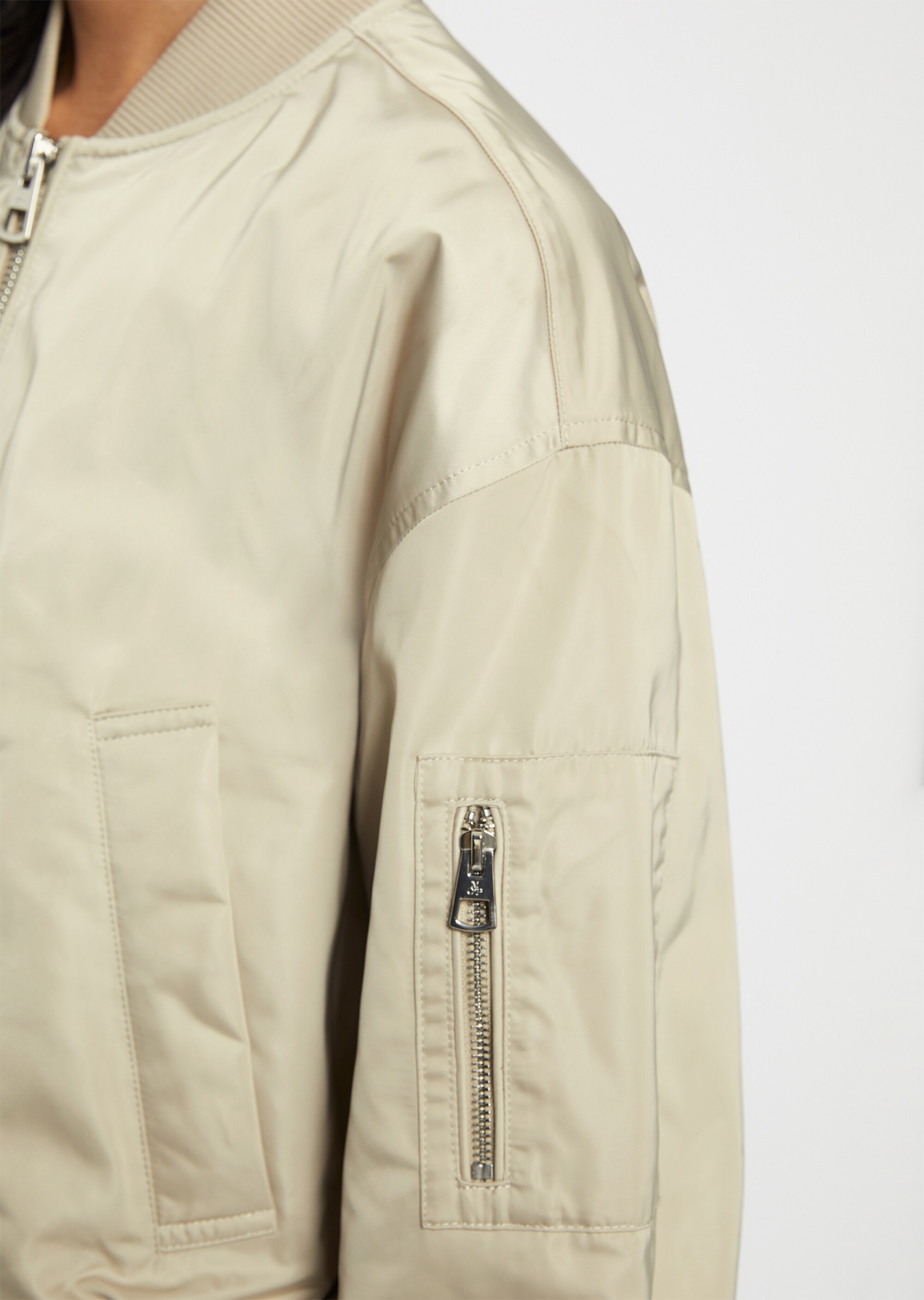 Blouson im Aviator-Stil regularaus recyceltem Polyester-Twill