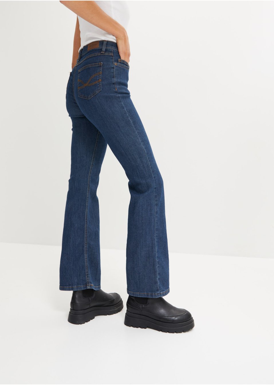 Jean Bootcut taille moyenne, extensible