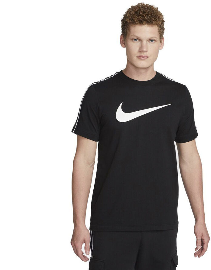 Nike Sportswear Repeat T Shirt Sort