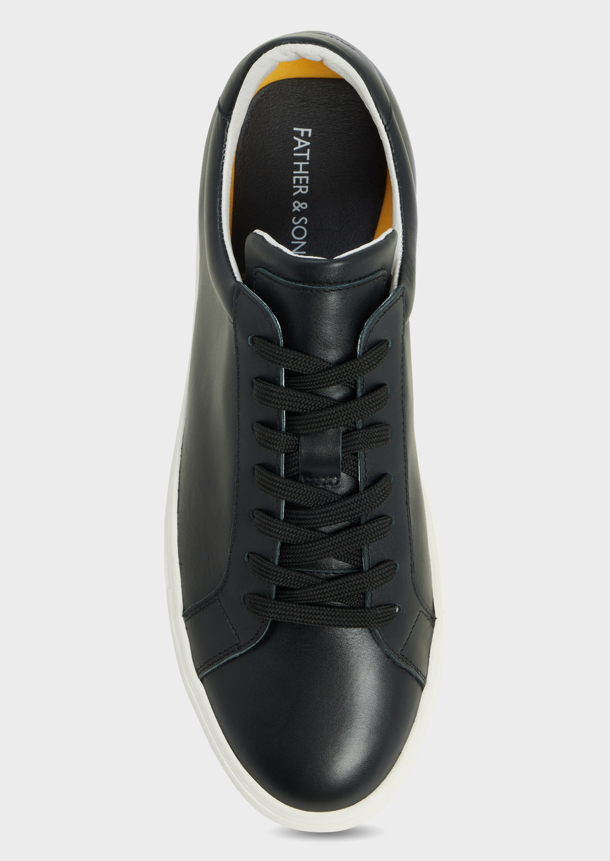 Baskets basses en cuir lisse noir