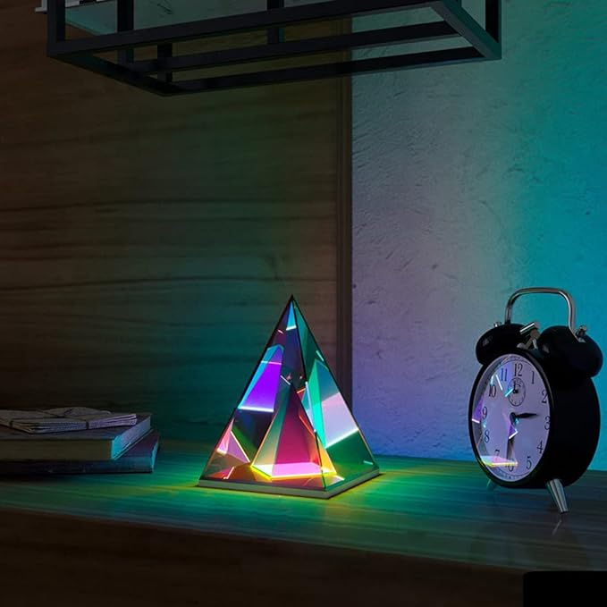 (12x18.5cm) Acryl LED Pyramiden Lampe USB Home Deko Beleuchtung Nachtlicht im Lichtkegel Design inkl. Fernbedienung - Bunt