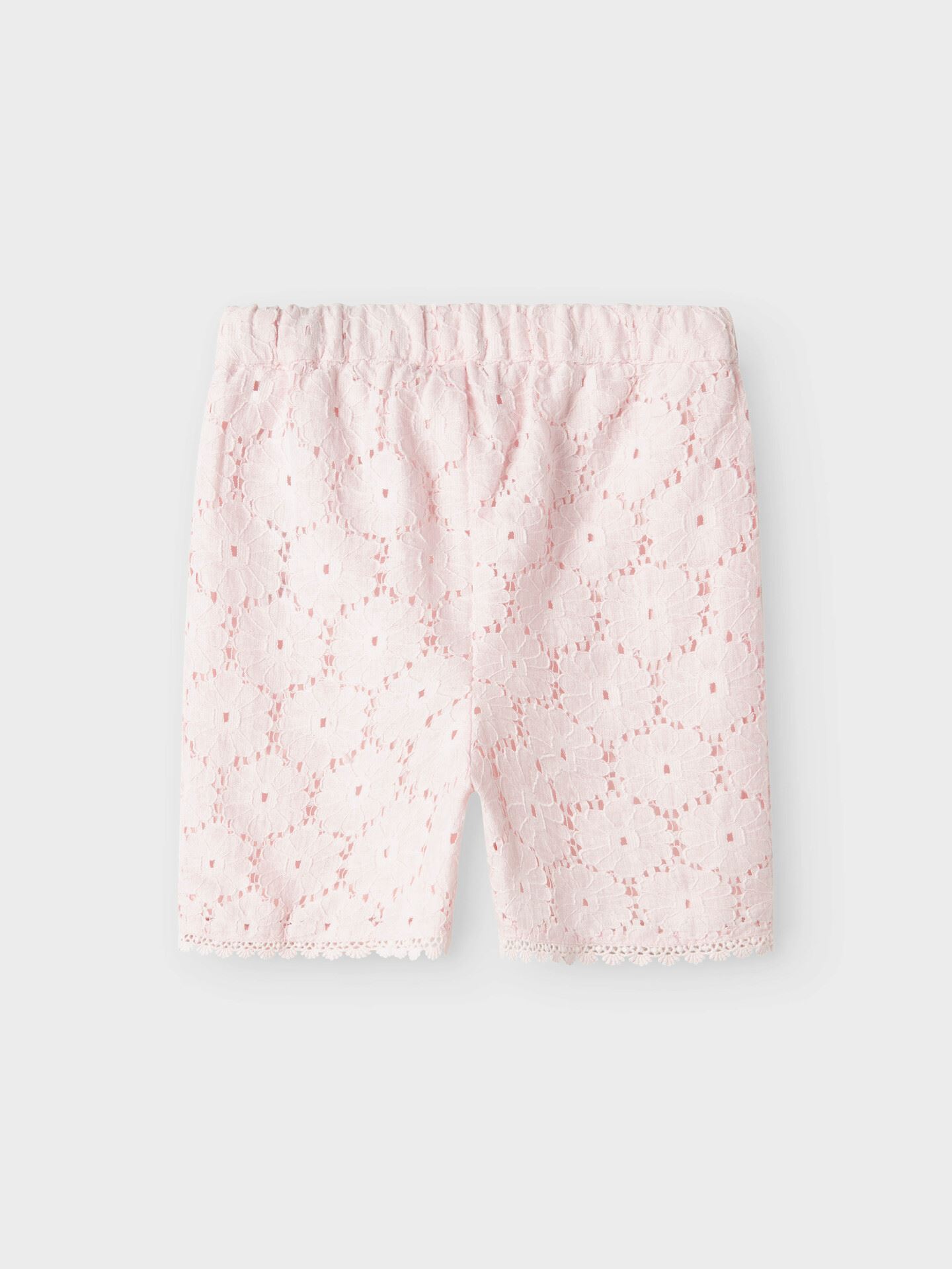 Fetille Shorts