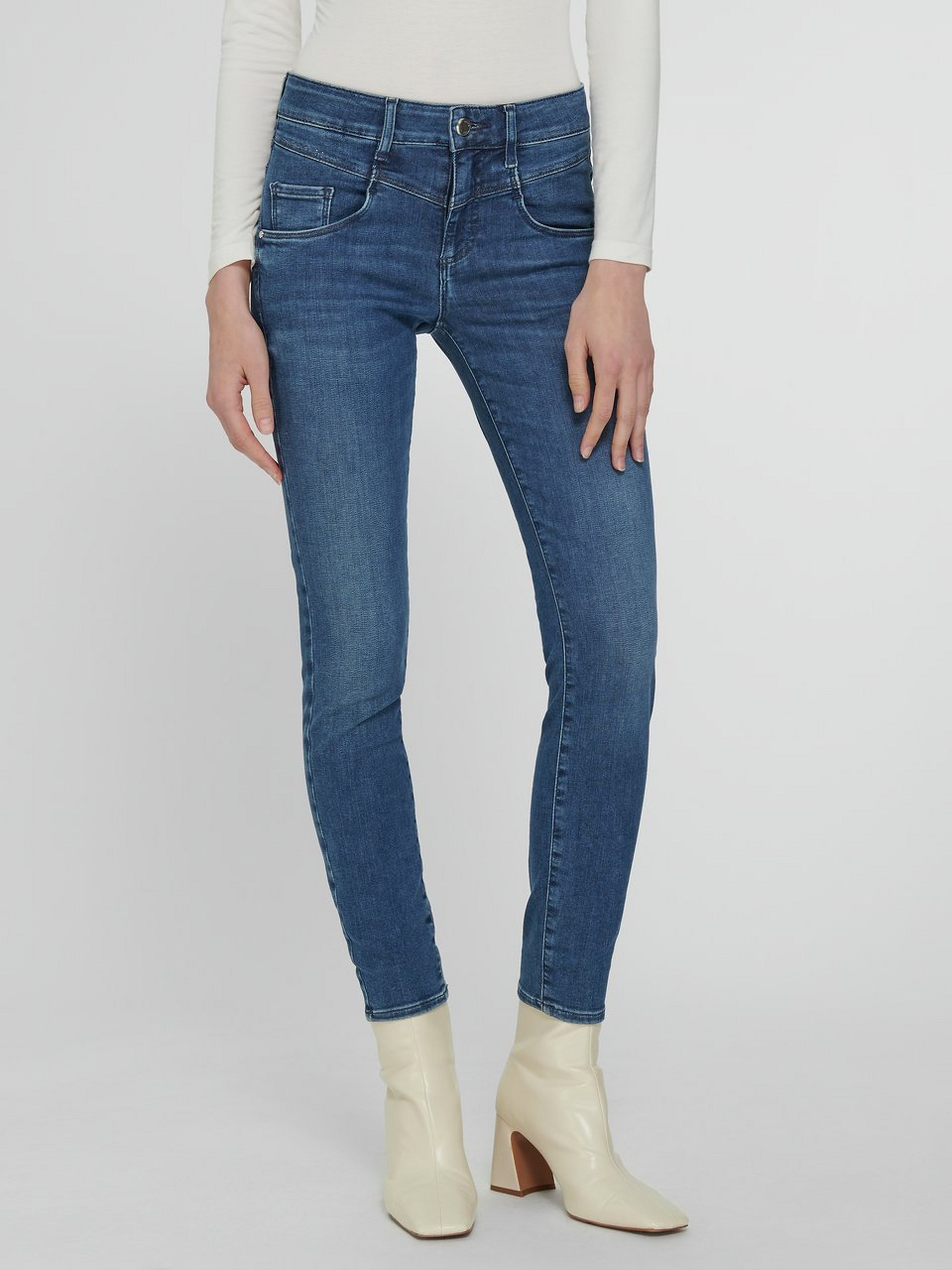 Skinny-Jeans Modell Ana
