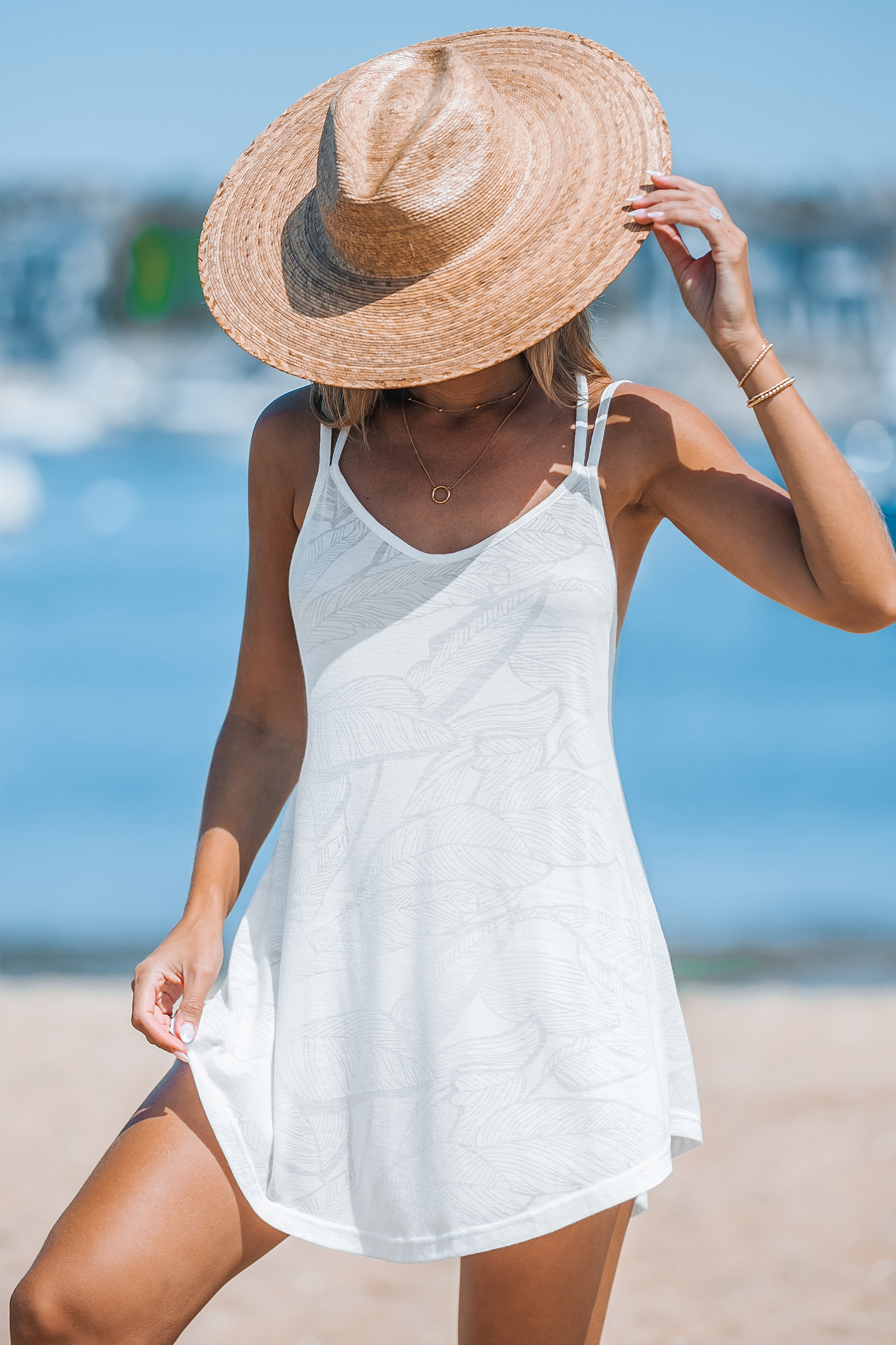 Robe cover up à imprimé feuilles blanche