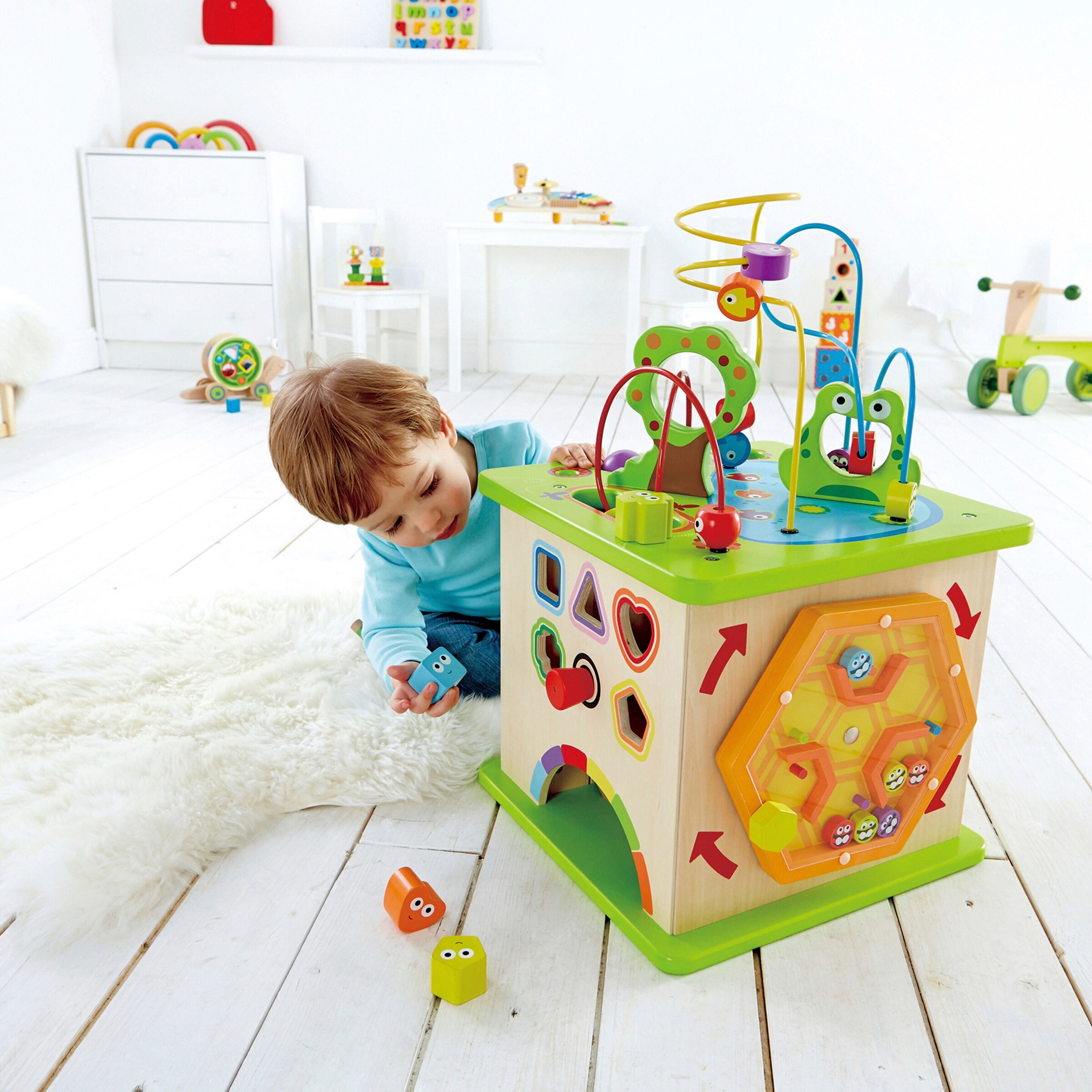 Hape Motorikwürfel kleine Tierchen