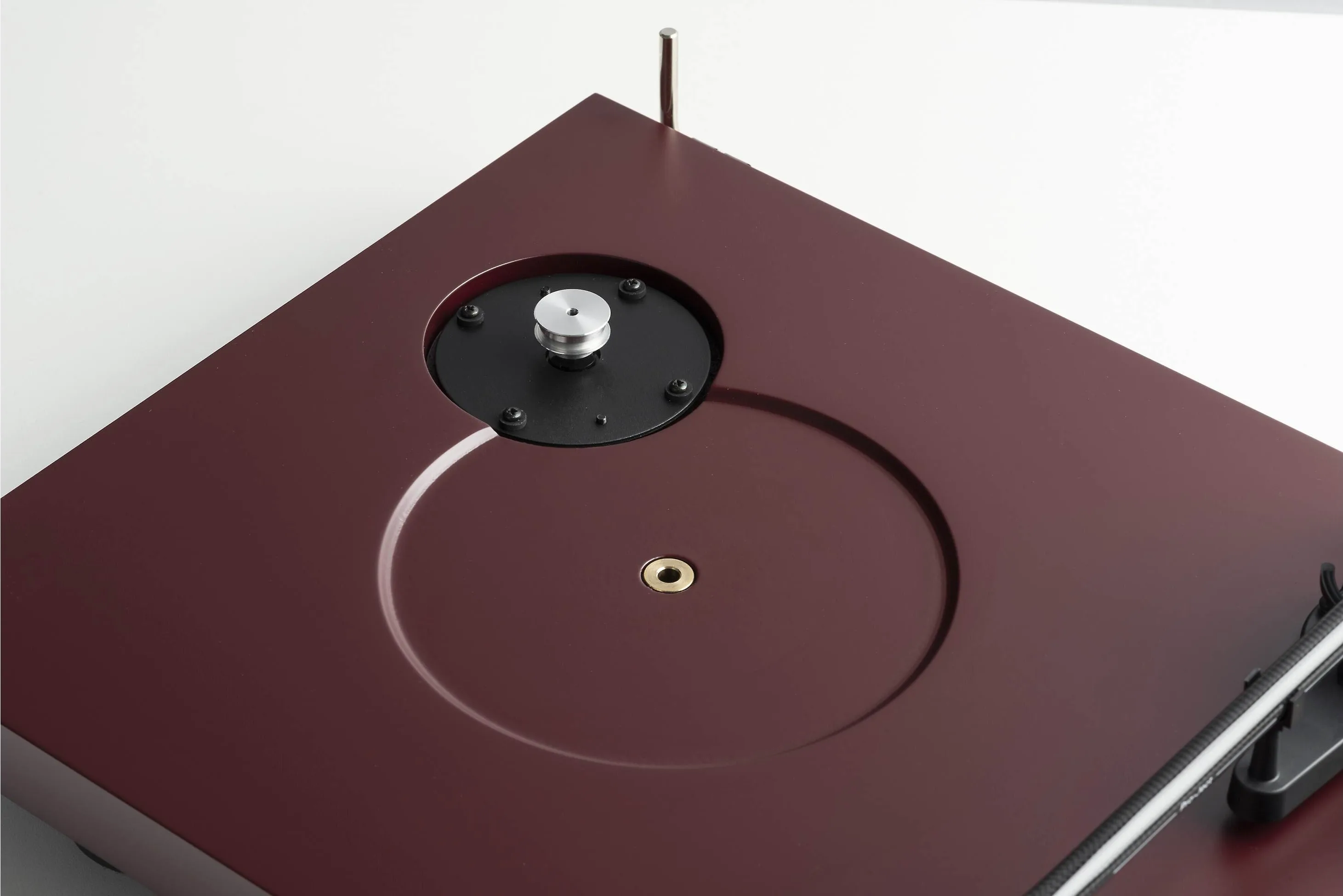 Pro-ject Debut Carbon Evo II Bordeaux satiné Platines vinyle hi-fi