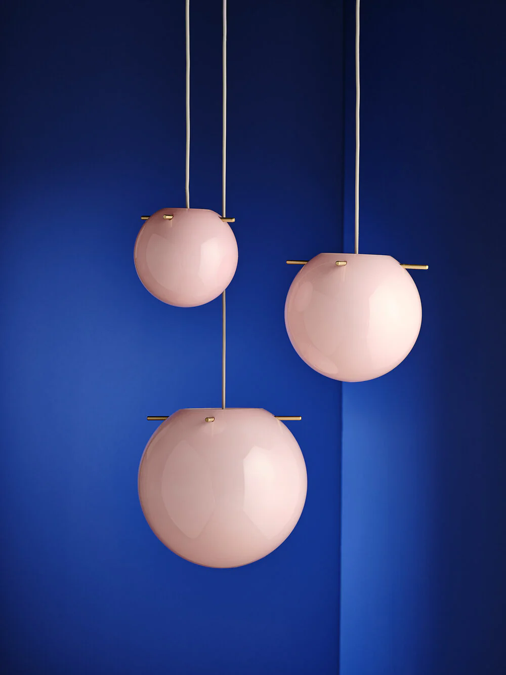 Frandsen  Koi Pendel, Opal Rose/Brass Sticks - Ø19