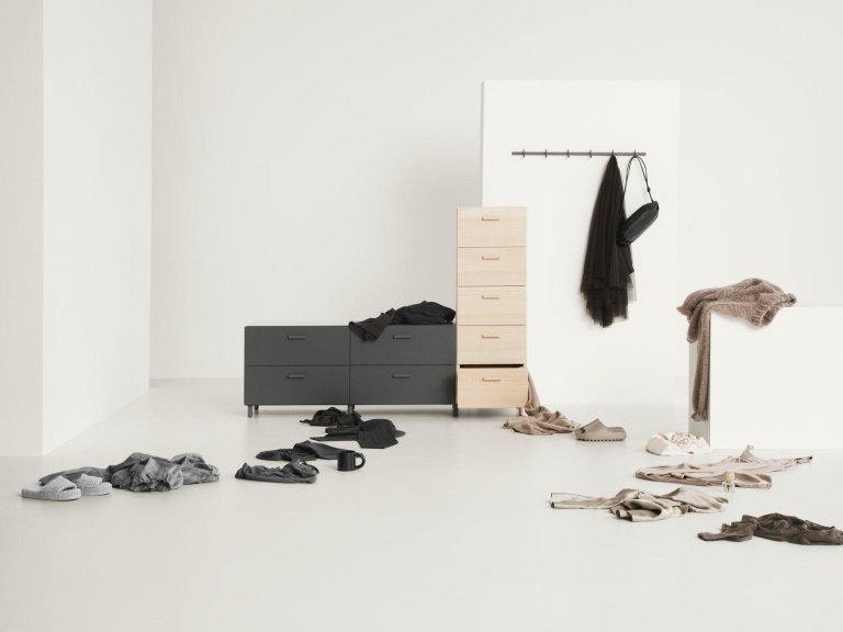 String Furniture Relief low ladekast 123x46,6 essen