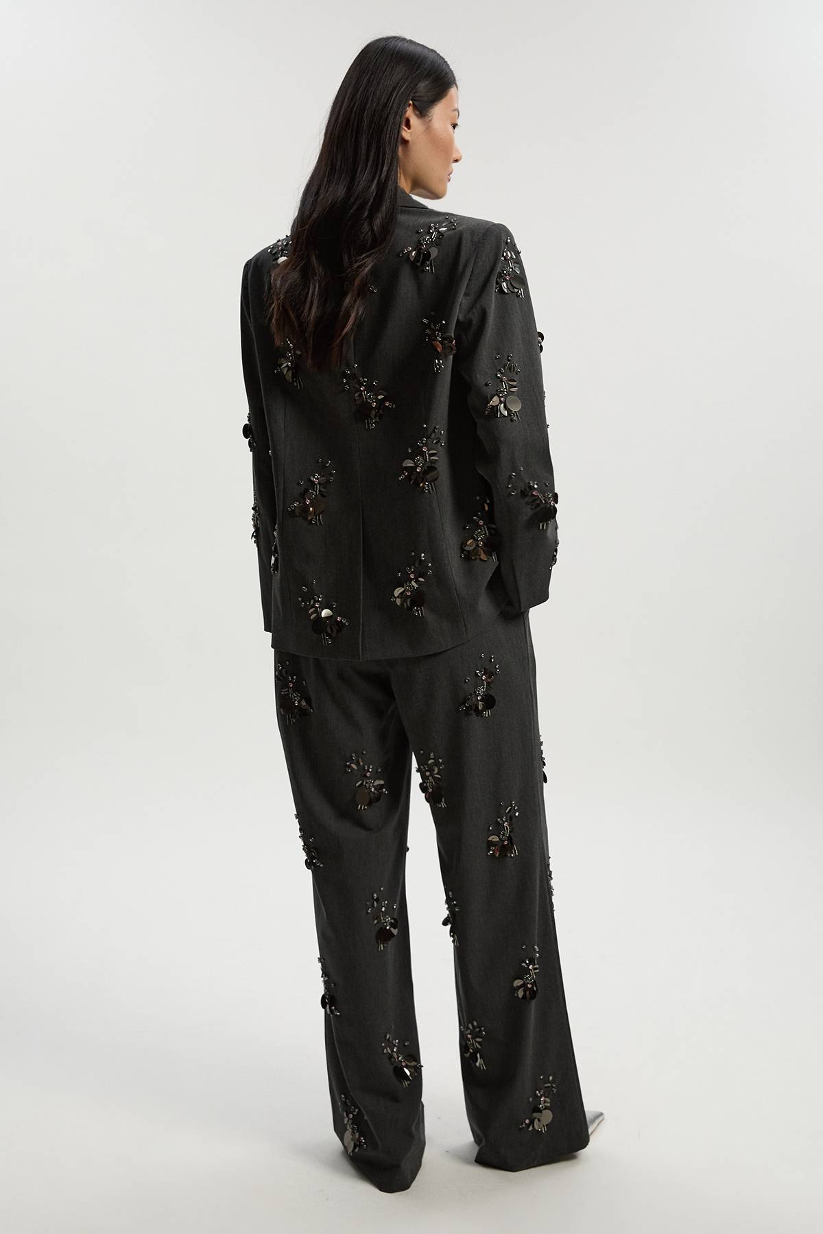 KarenMillen Pantalon Tailleur Large Orné de Sequins et Cristaux Cluster