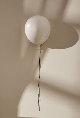 Alice & Fox BIBI Vegglampe Ballong, Hvit
