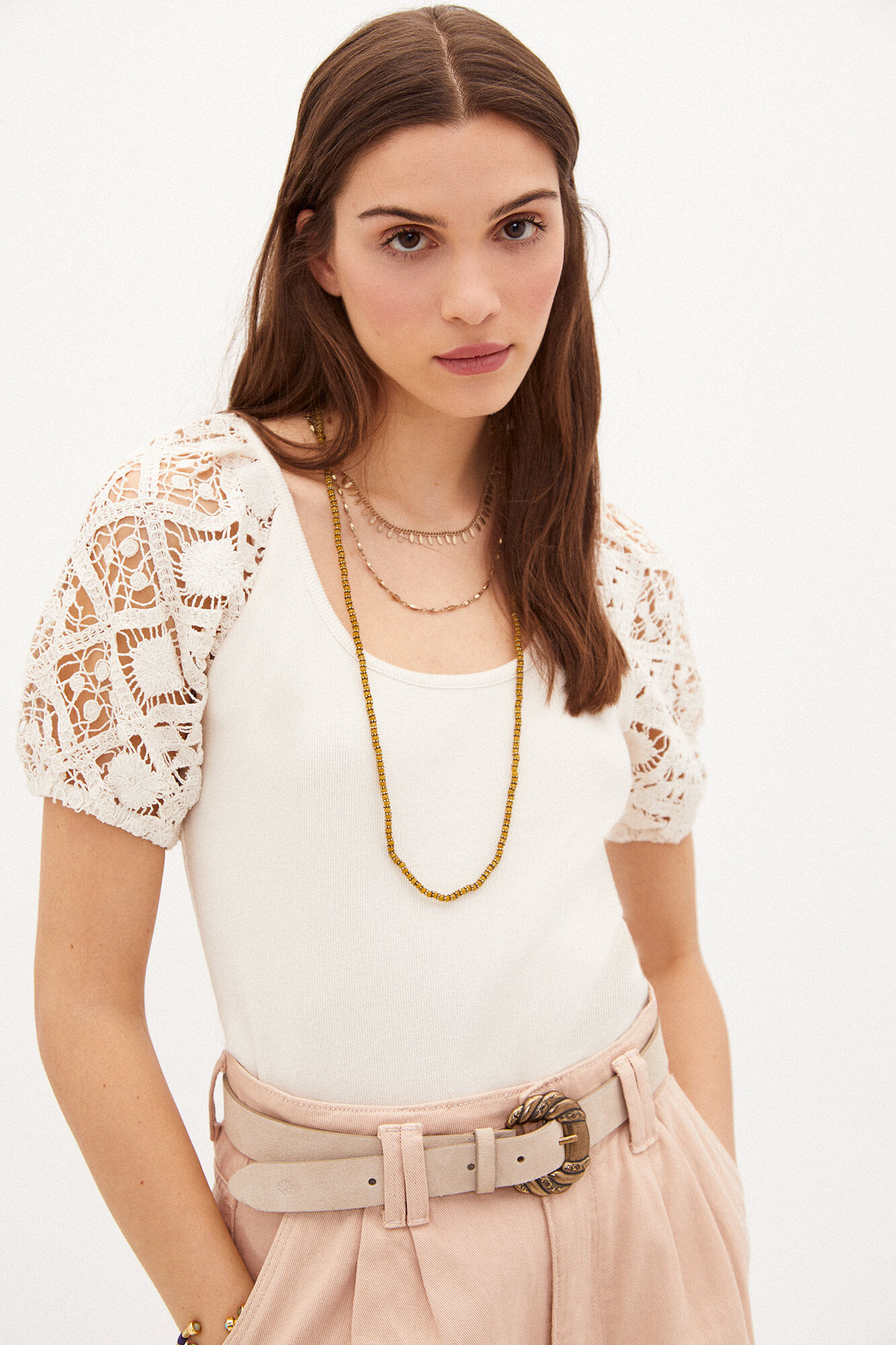 Camiseta Amira Ajustada - Bege