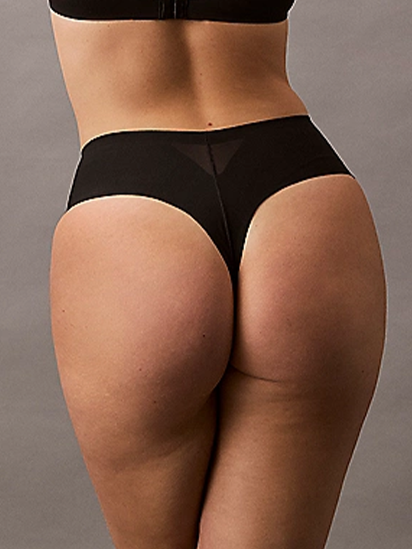Sculpted Firm Mesh Thong