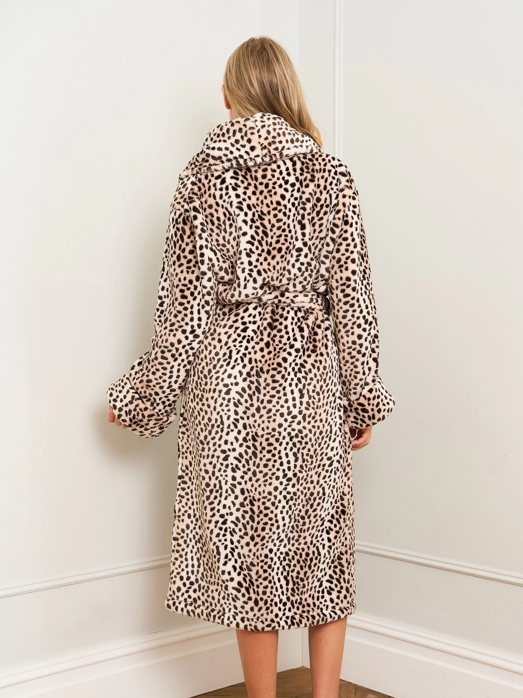 Jim Jam the Label Animal Print Dressing Brown Gown