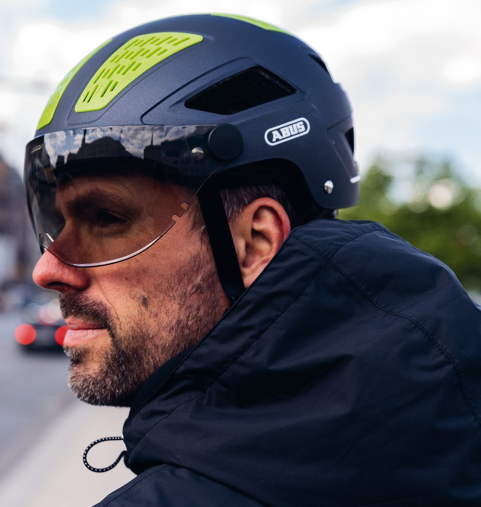 ABUS Hyban 2.0 ACE cykelhjelm LED sort