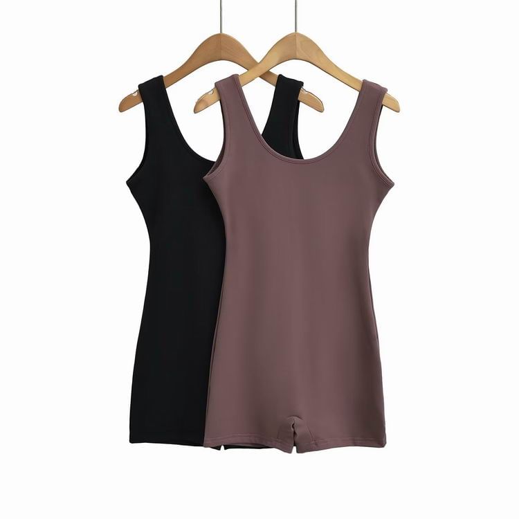 JOWI - Mouwloze romper met ronde hals en effen patroon