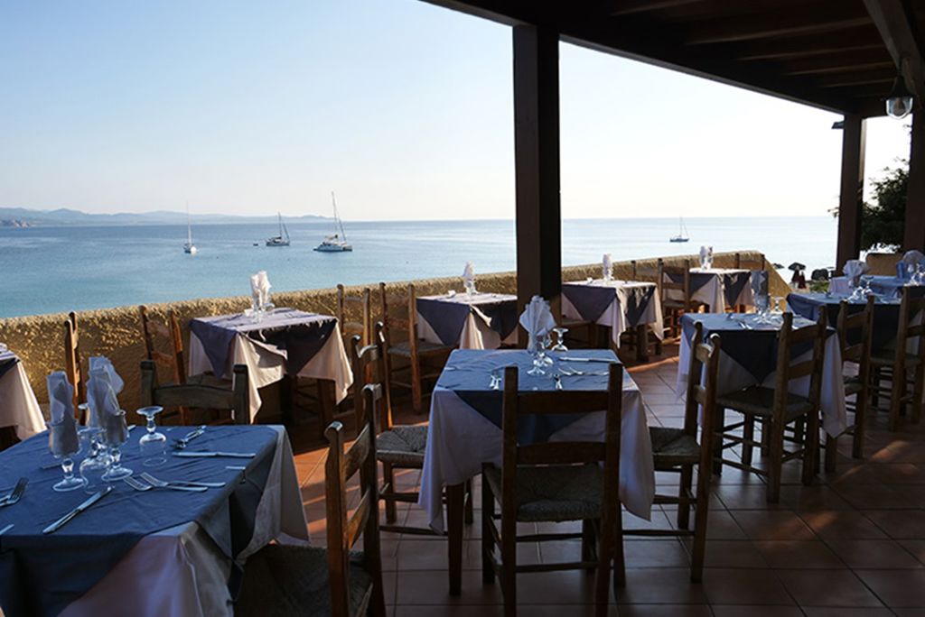 Fly & Go Club Esse Shardana Halfpension Plus - Hotel