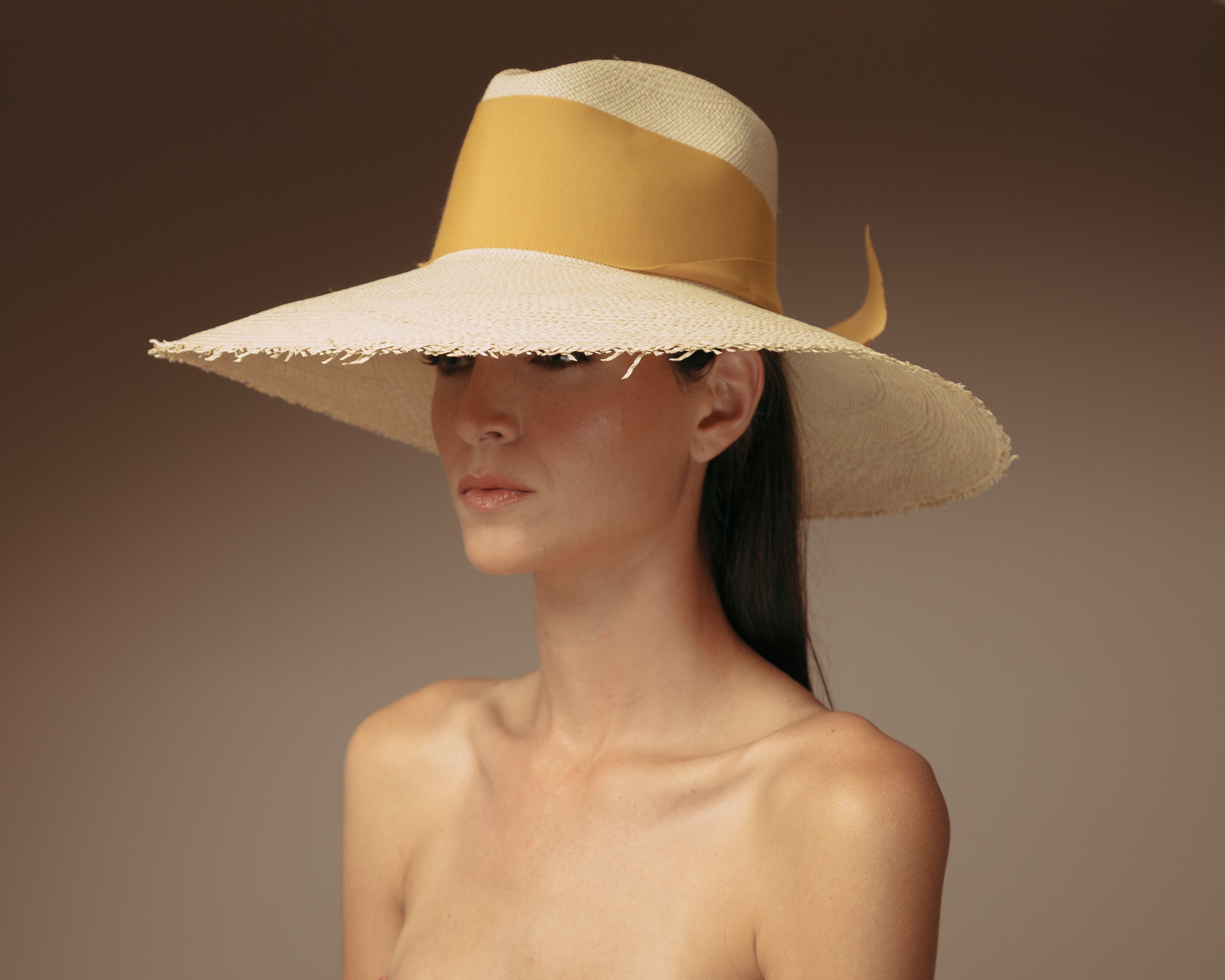 Chapeau Aguacate effiloché à bord extra long