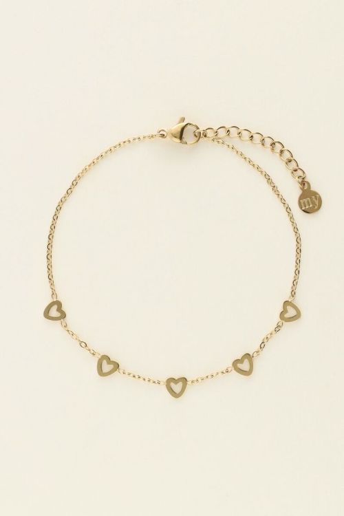 Armband met kleine hartjes