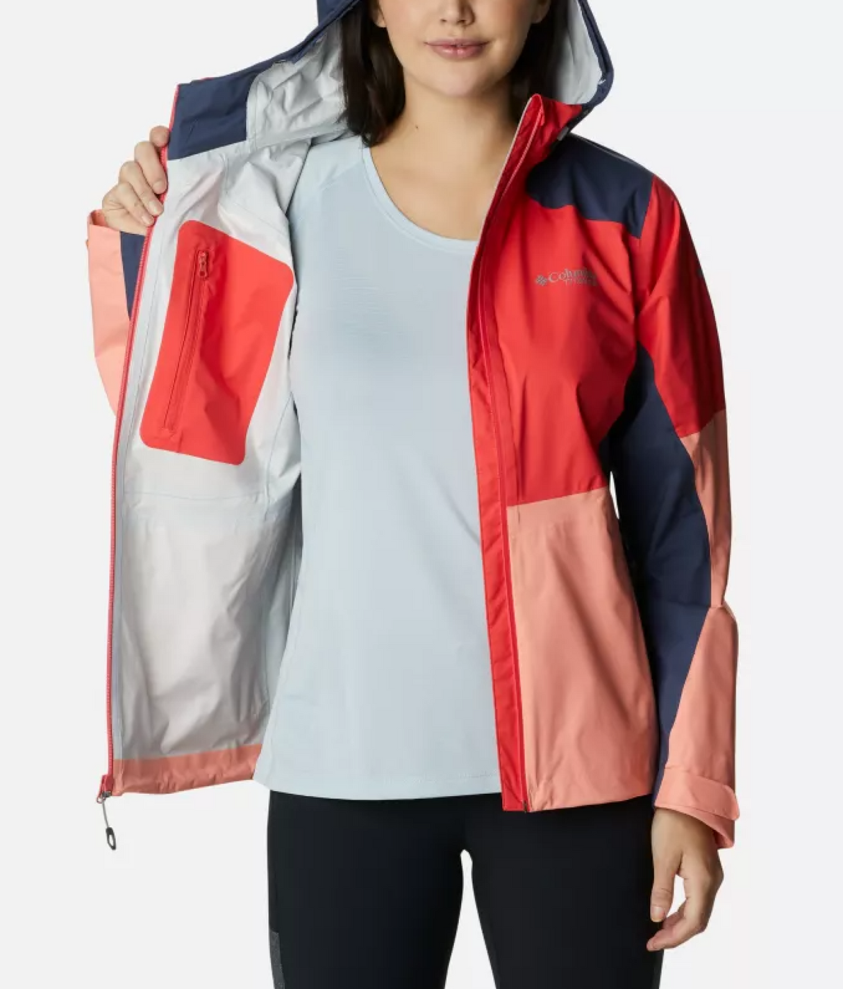 Columbia<br>W Titan Pass 2.5L