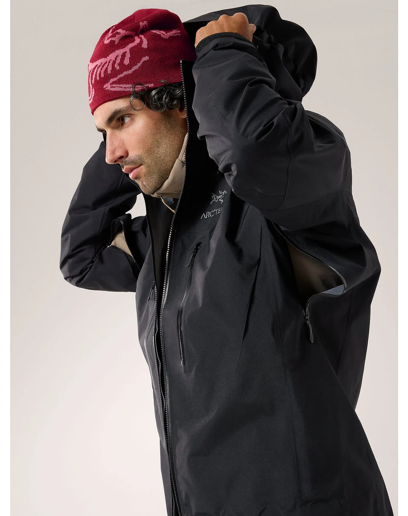 Arc'teryx Men's Alpha SV Jacket Black