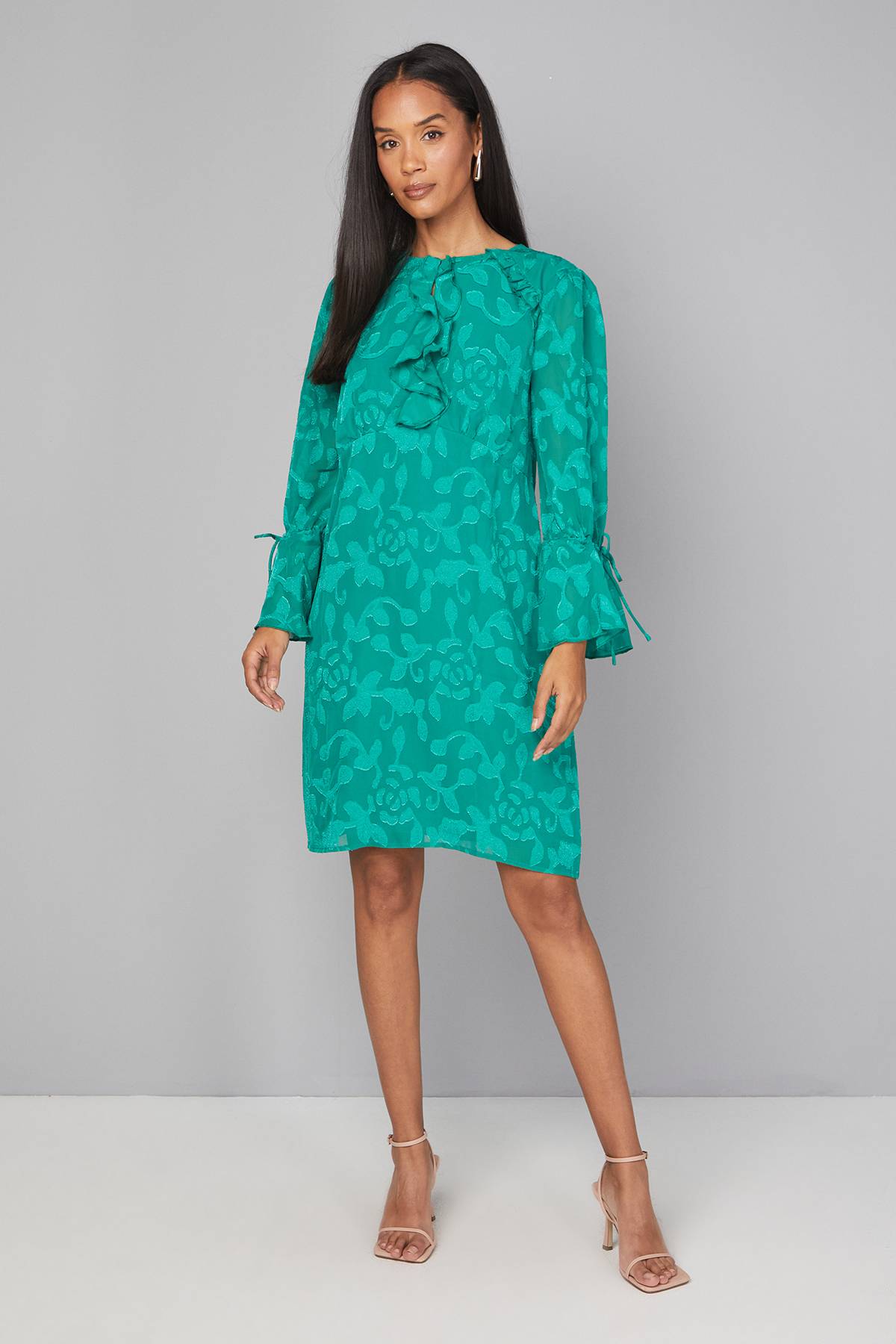 Wallis Robe Droite à Volants en Jacquard Fleuri