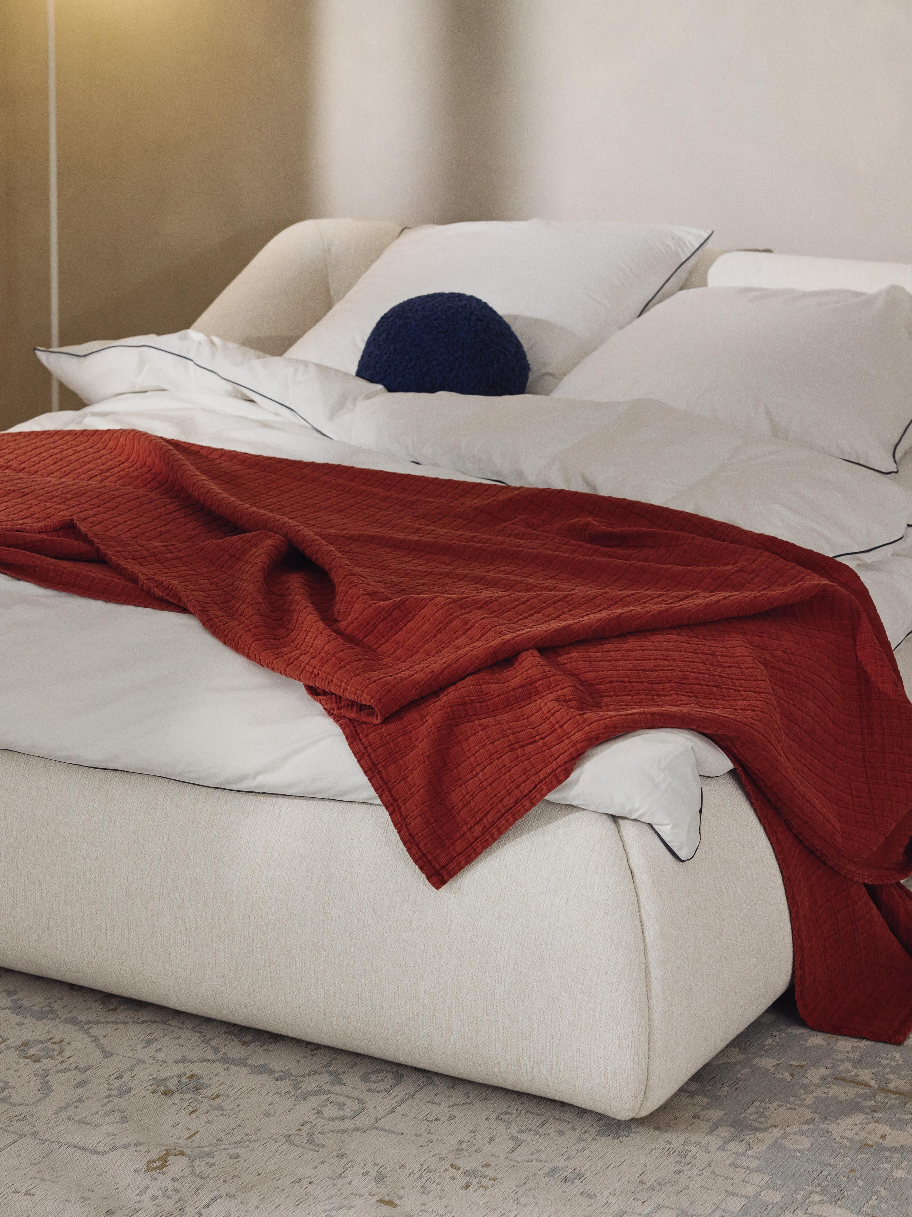 Gestoffeerd bed Sofia