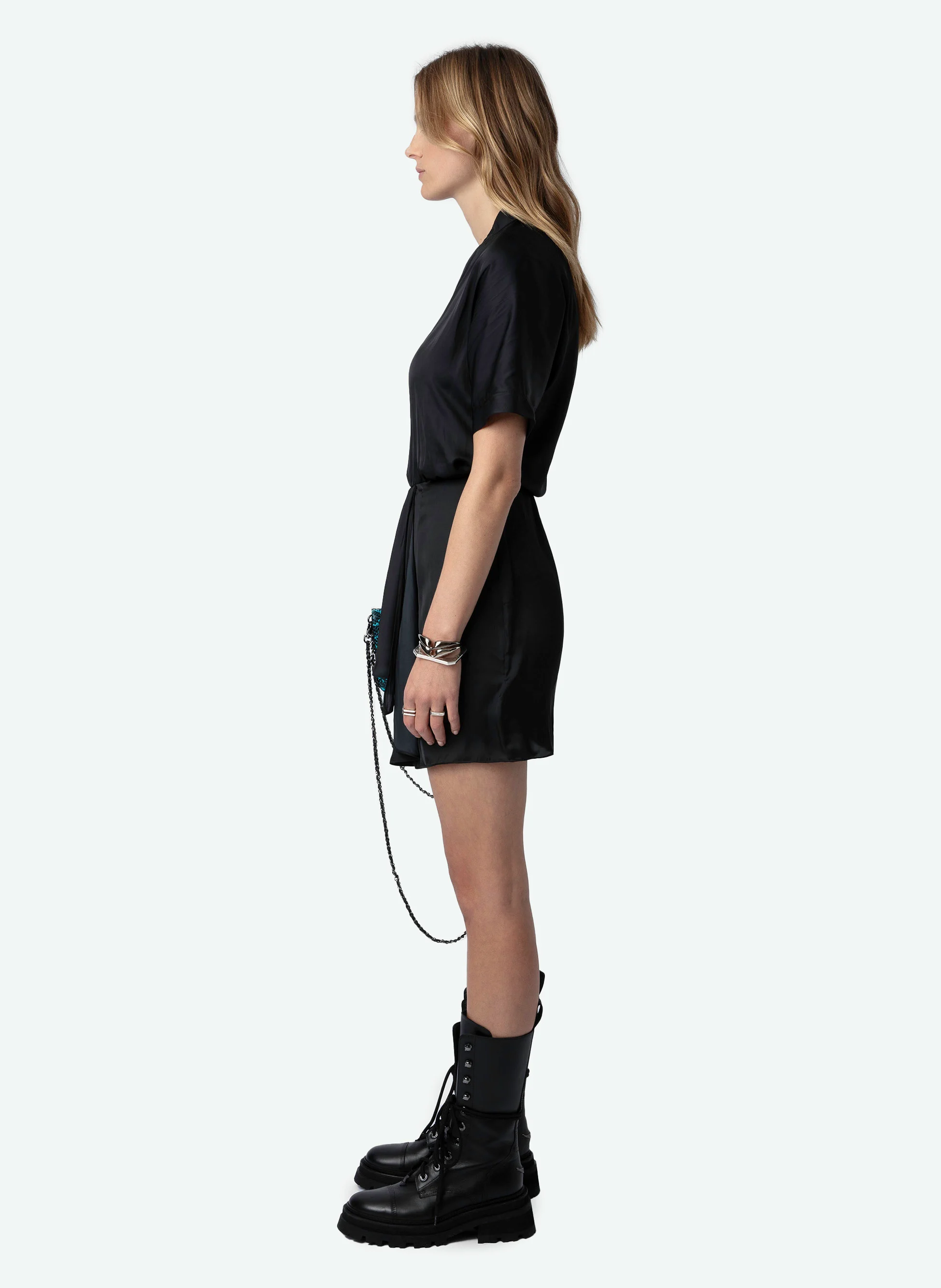 RAITO - Robe courte col tunisien en satin| Noir