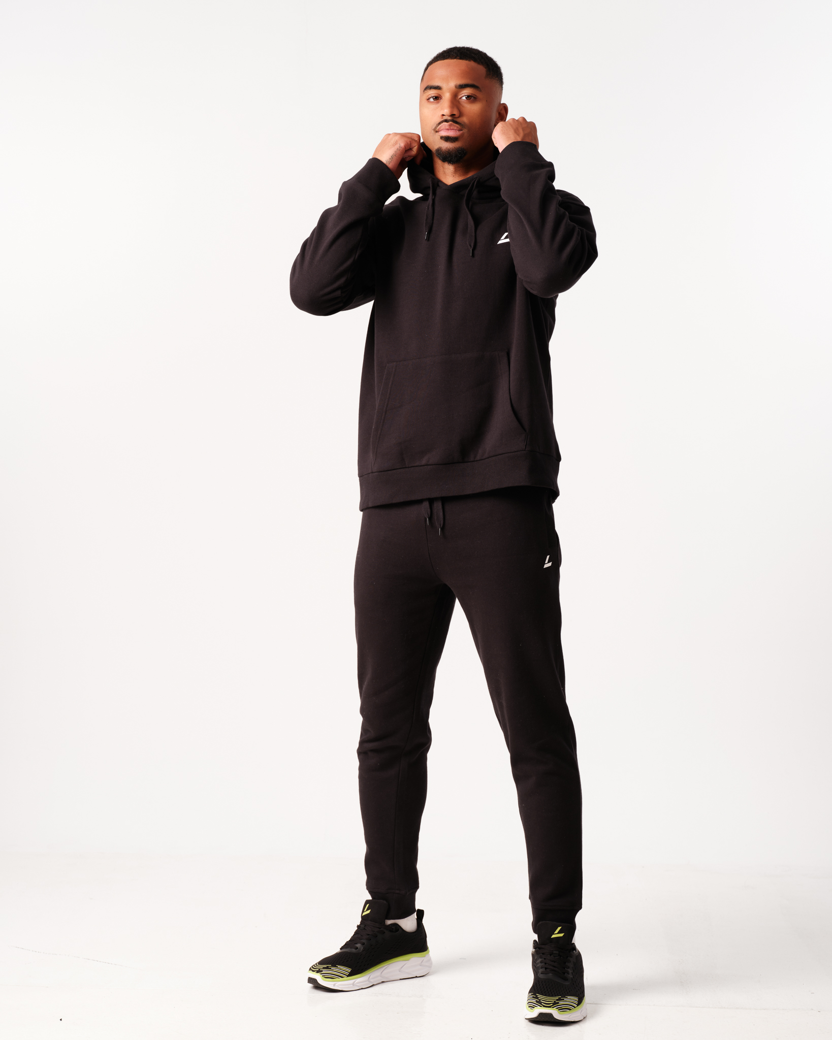 LEVITY Core Sweat Hoodie Black