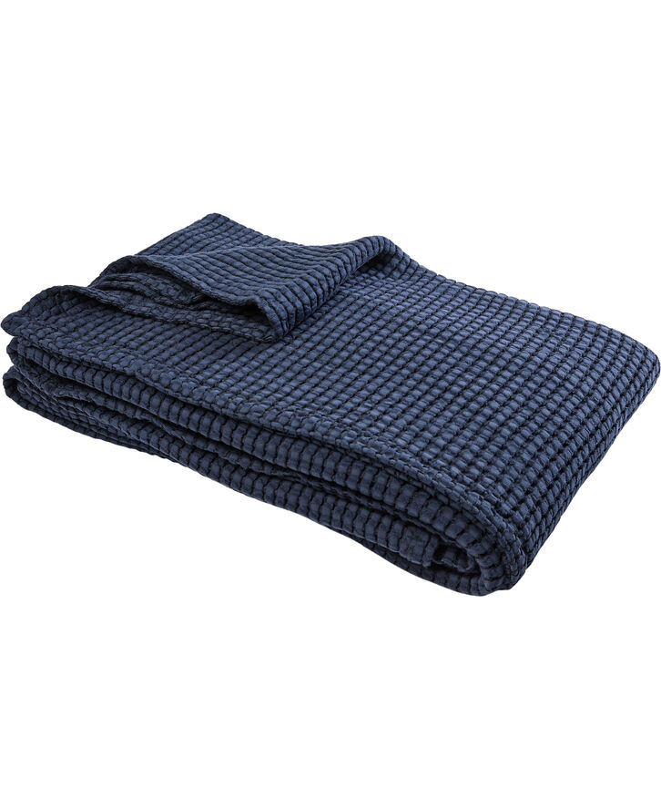 Magasin du Nord Collection Cozy bedspread 180x260cm total eclipse