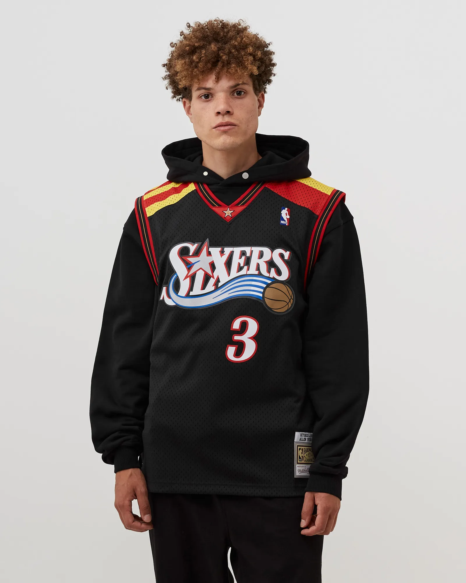 Mitchell & Ness NBA SWINGMAN JERSEY PHILADELPHIA 76ERS ALTERNATE 2006-07 ALLEN IVERSON #3