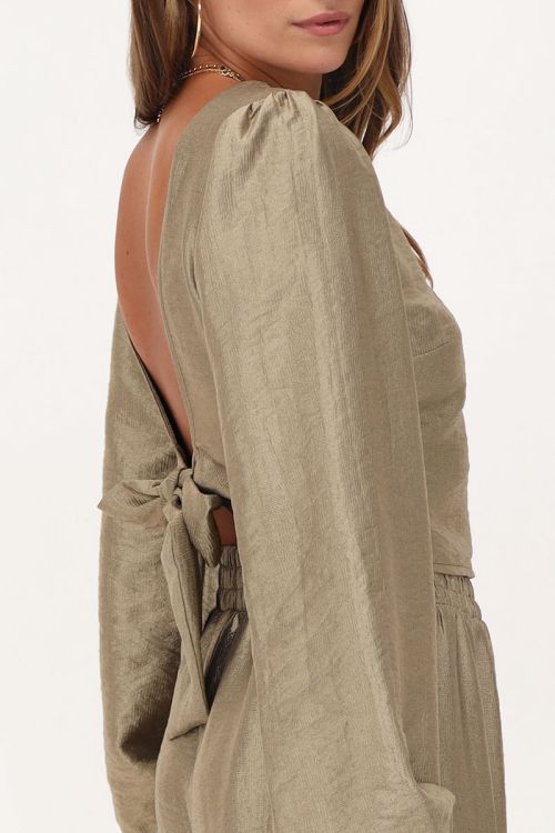 Bronzen top met strik op de achterkant