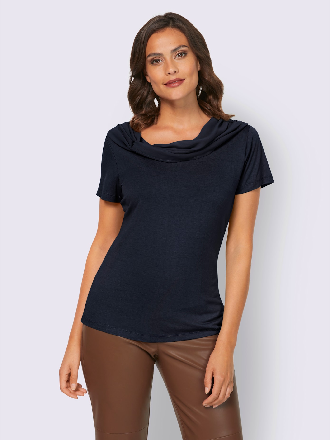 T-shirt à encolure ronde convient aux tenues professionnelles et de loisirs