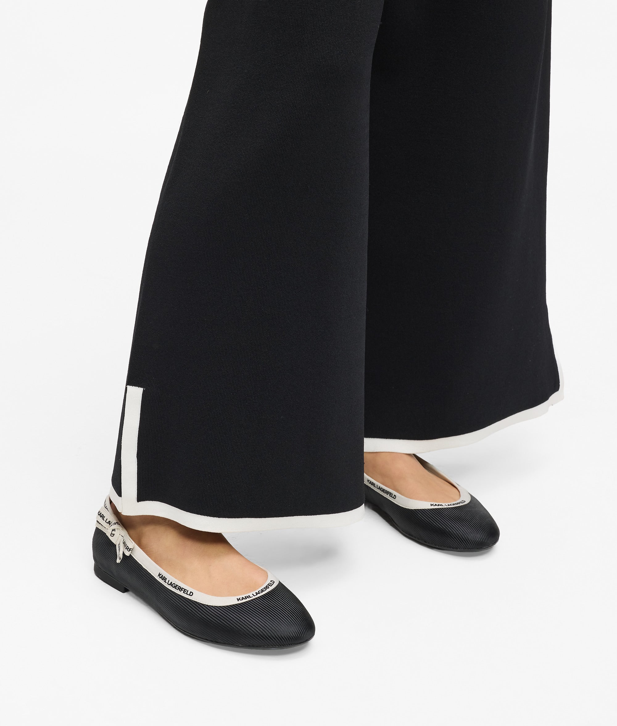 Pumps met lintkraag