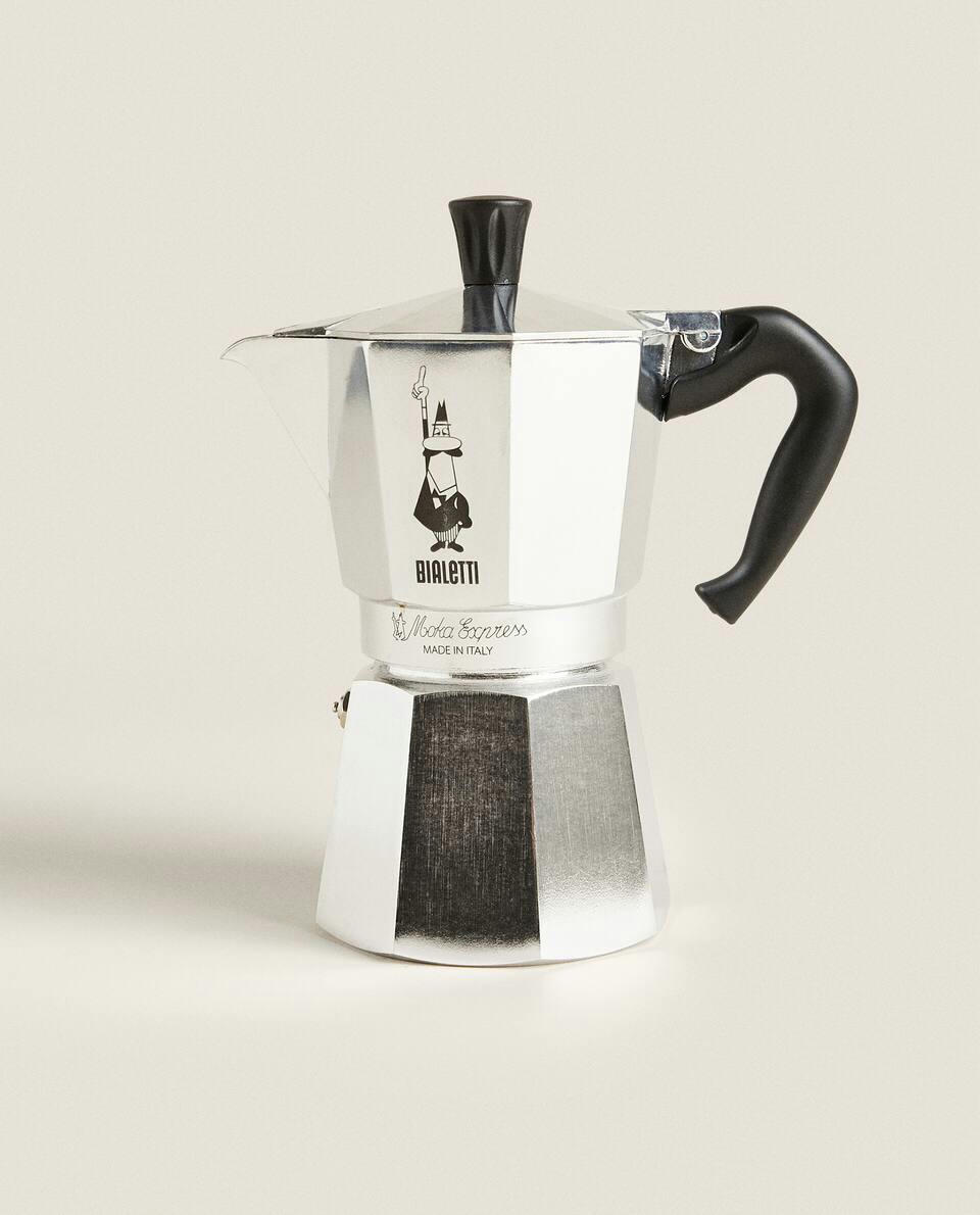 Cafeteira Bialetti para 6 xícaras