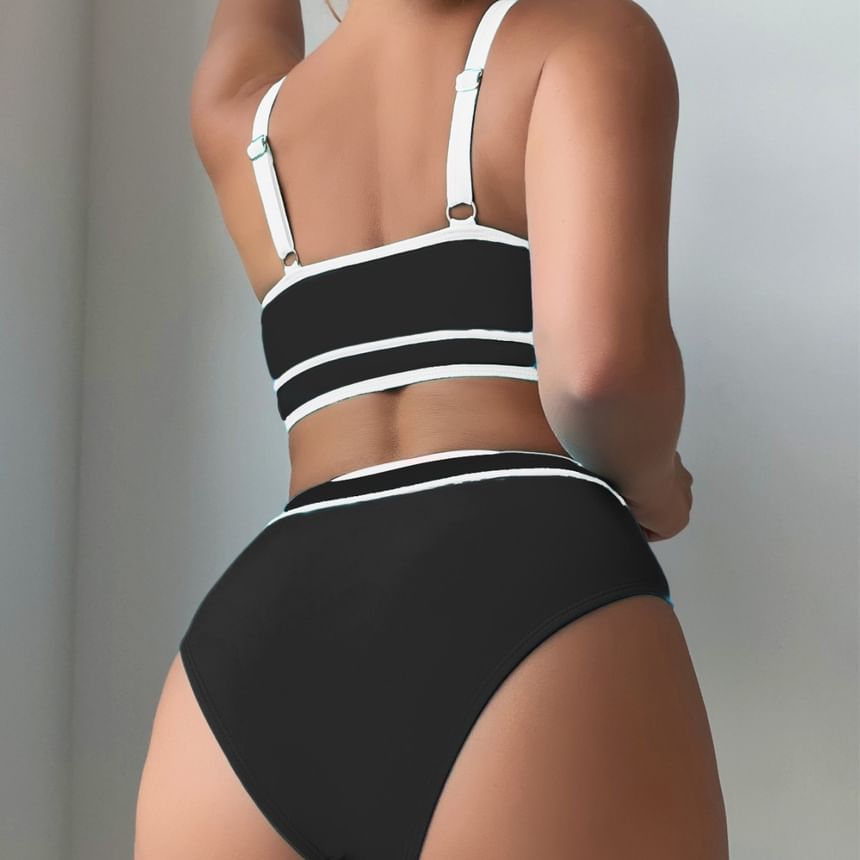 Serendo - Set: Tweekleurige bikinitop + broekje