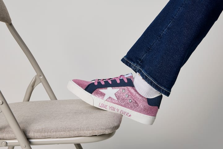 Trendy sneakers med glitter