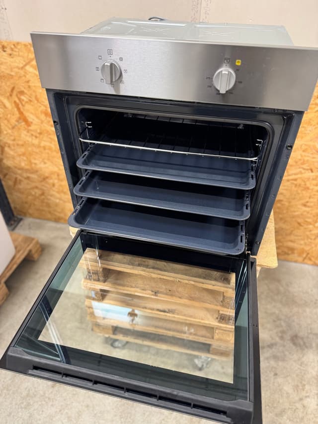 Zanussi indbygningsovn ZOB30601XU