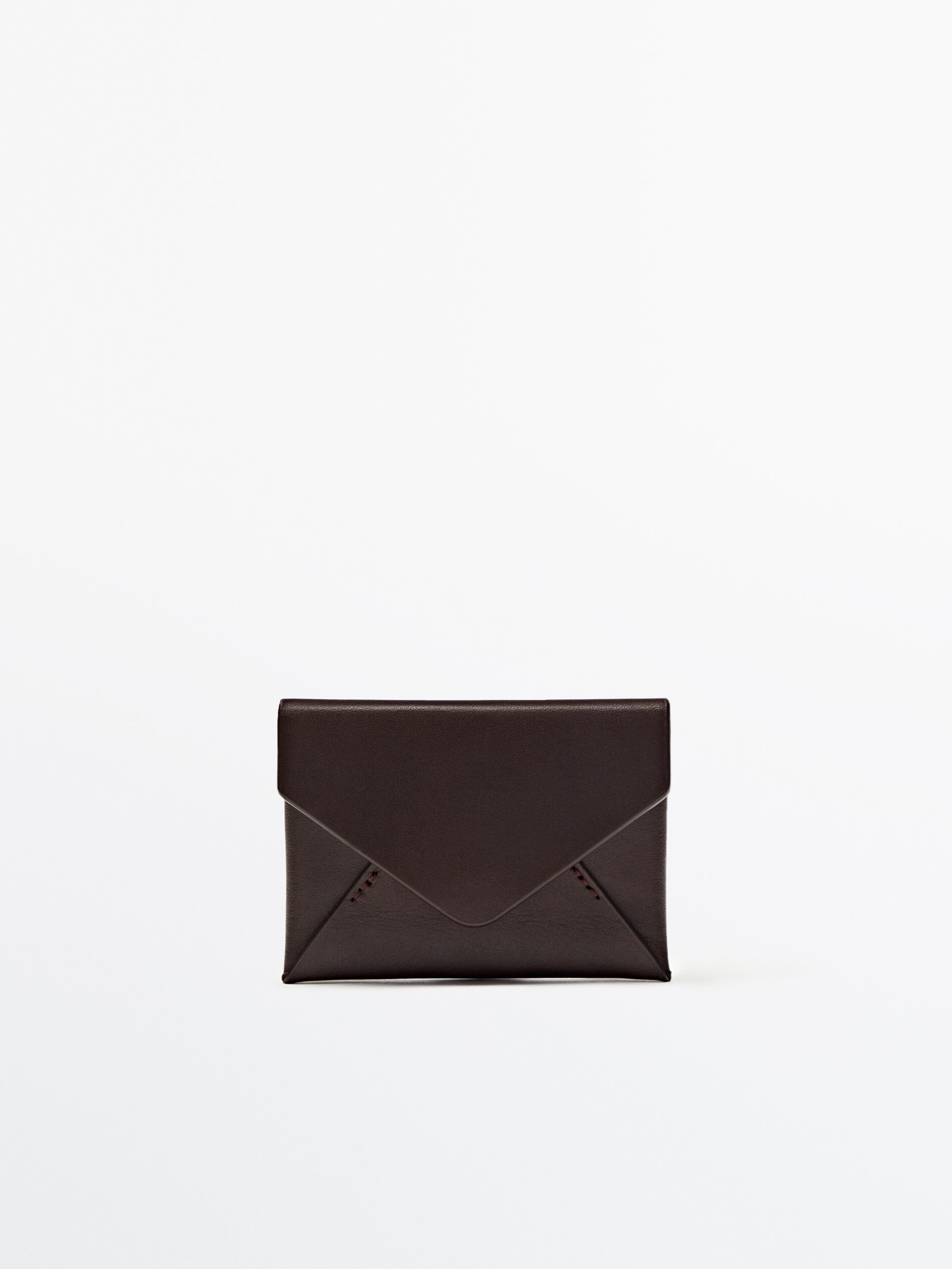 Carteira de couro estilo envelope - MARROM