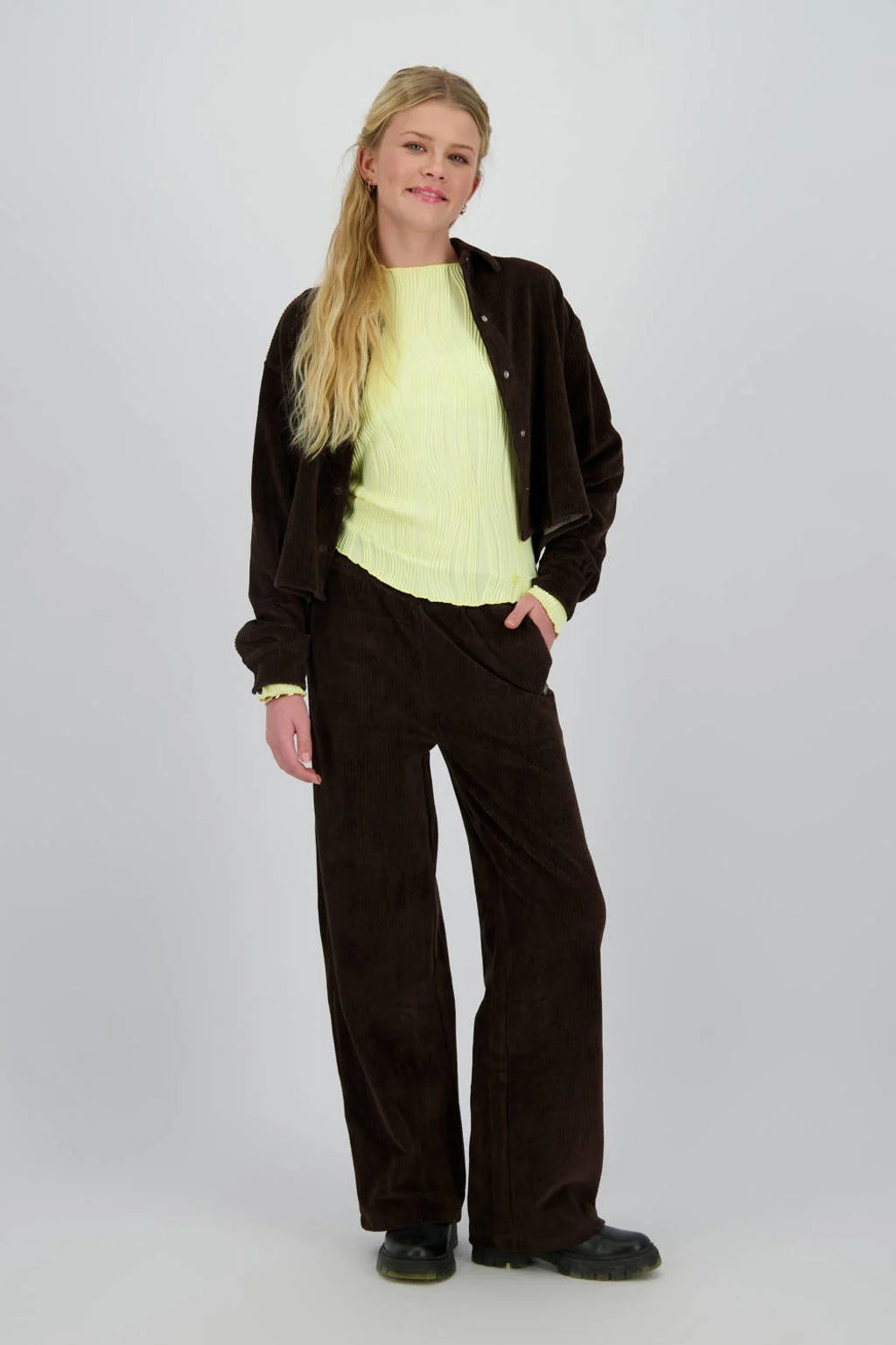 Raizzed corduroy blouse bruin