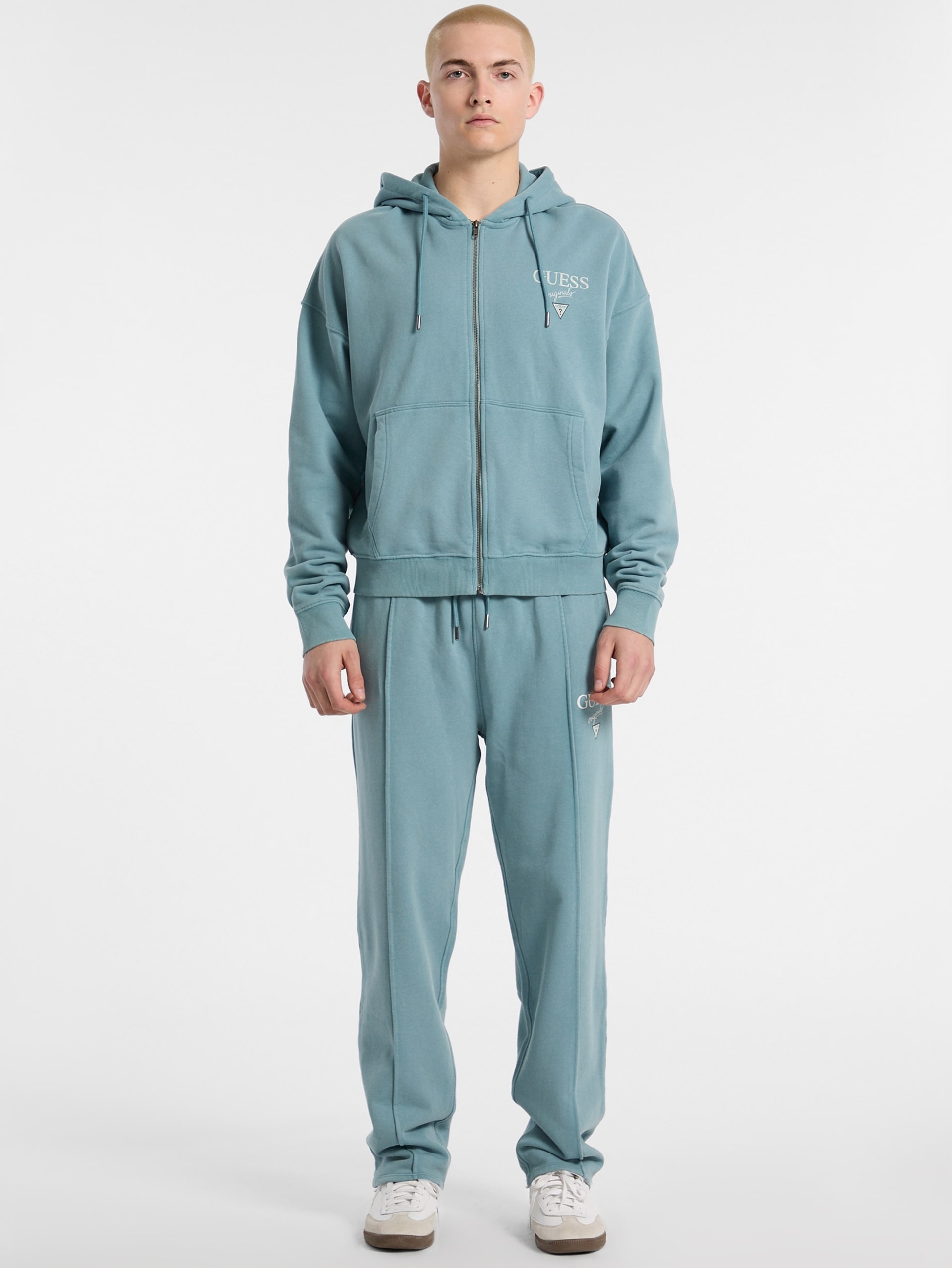 Calças de moletom tingidas em peça da GUESS Originals