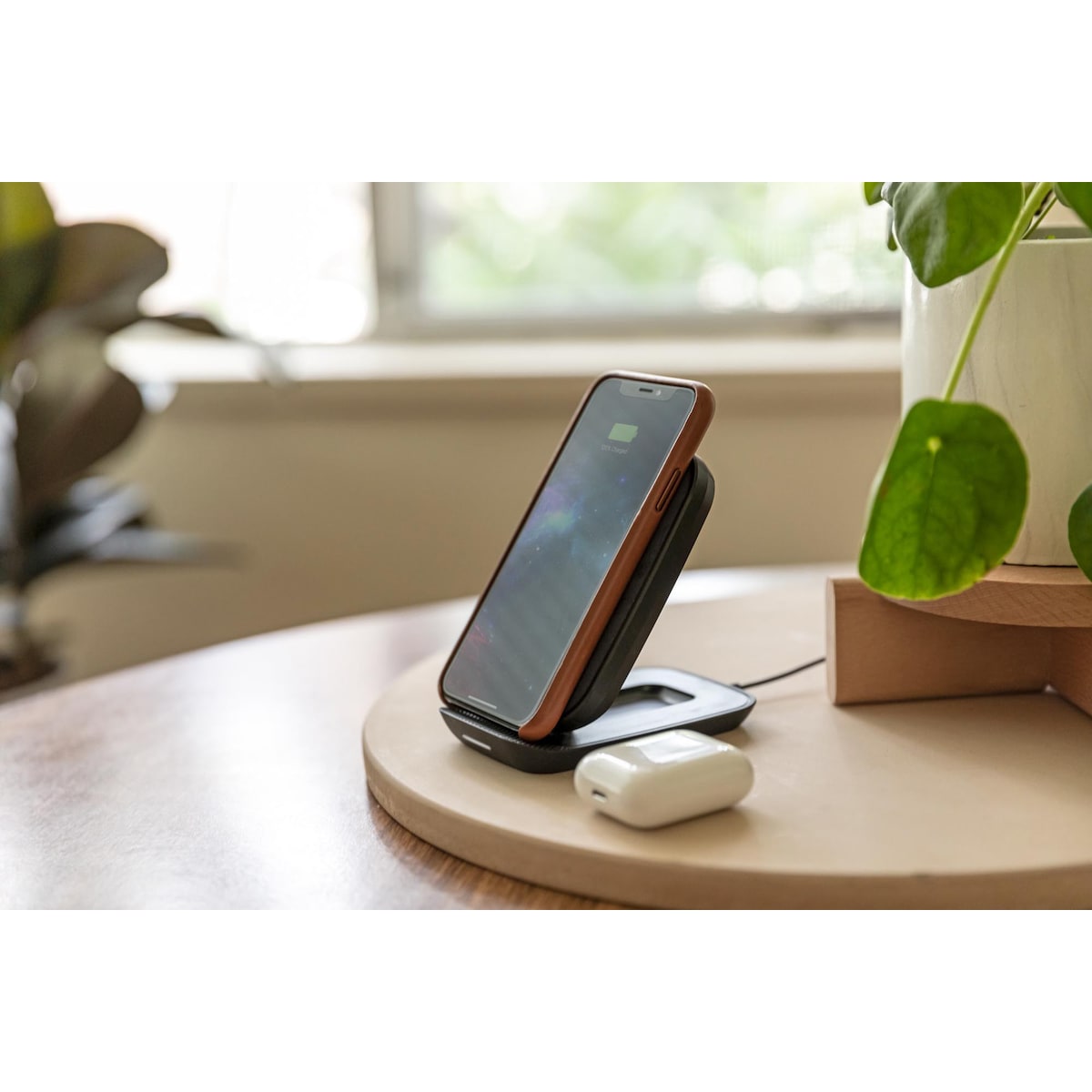Mophie trådløst ladestativ 10 W (sort)