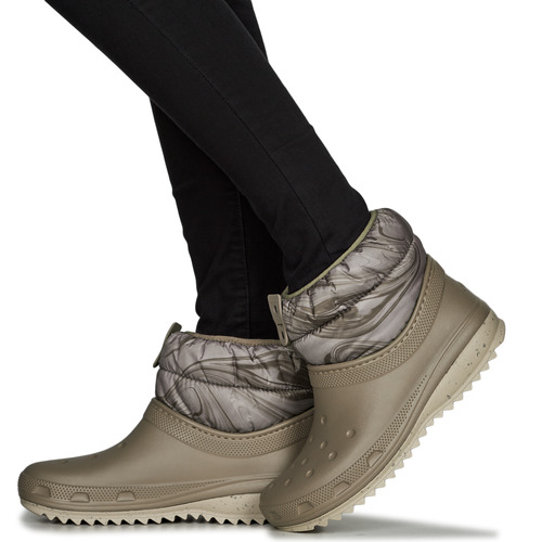 Crocs - CLASSIC NEO PUFF SHORTY BOOT W - Beige