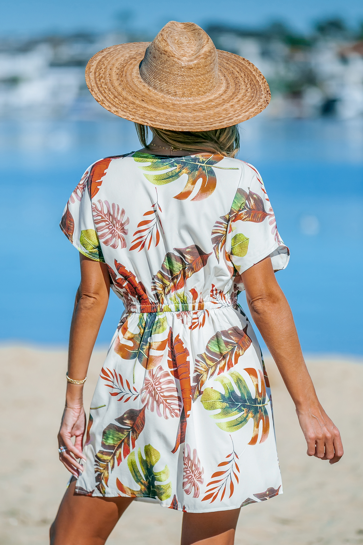 Robe cover up mini à manches dolman tropicales