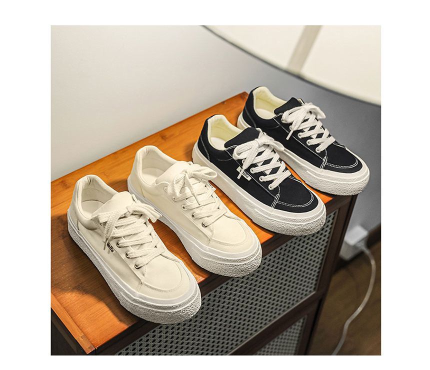 JVL - Canvas sneakers met labelappliqué