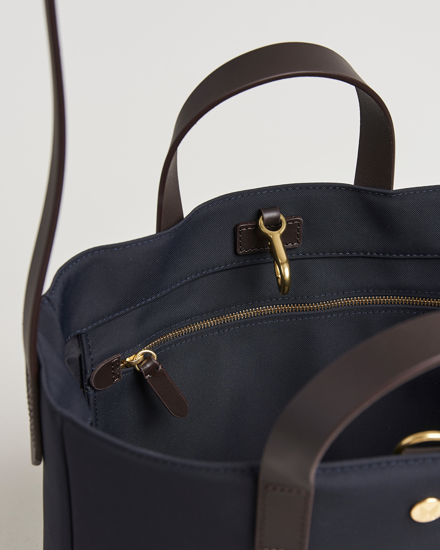 Mismo M/S Field Tote Navy/Dark Brown
