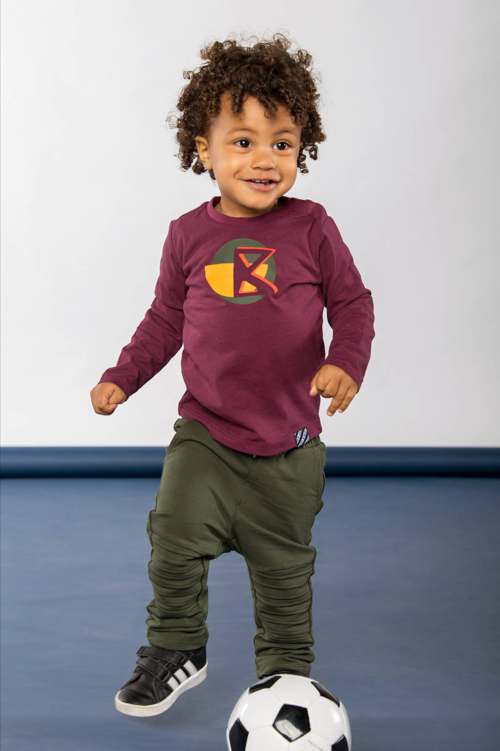 B.Nosy baby longsleeve Toby met printopdruk paars