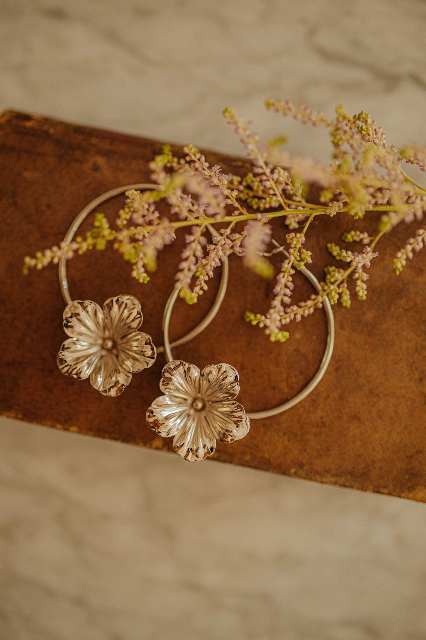 GAÏA - Boucles d'oreilles créoles fleurs plaqué argent | Argent