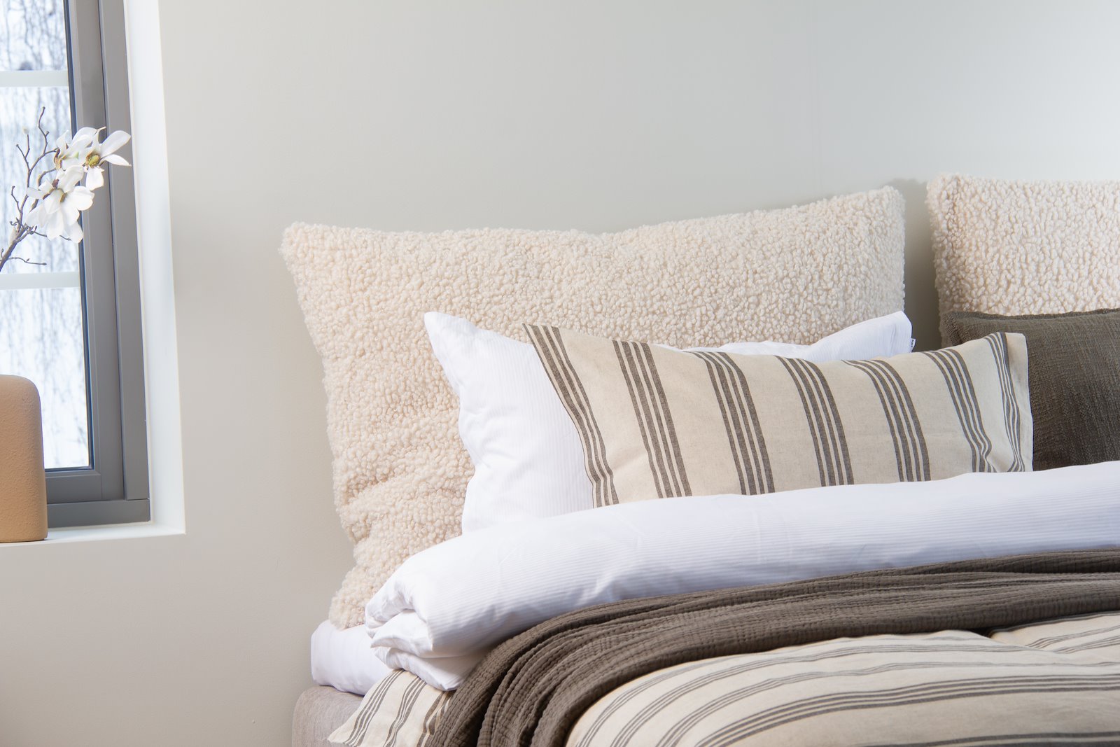 Curly hotellputevar Offwhite 70x100 cm